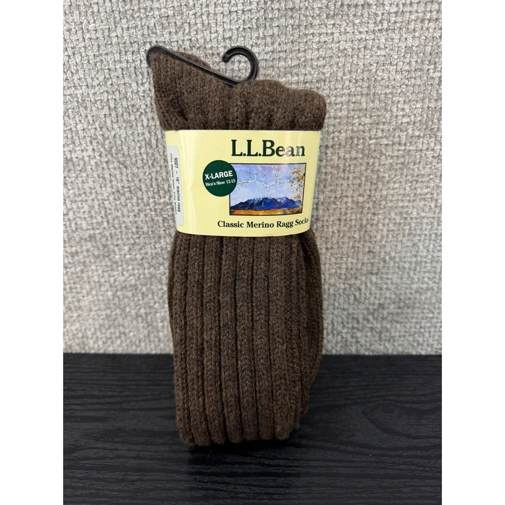 L.L. Bean 16
